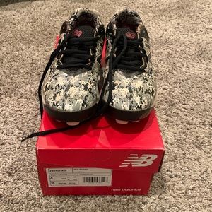 Baseball cleats.  New Balance. Youth boys size 4